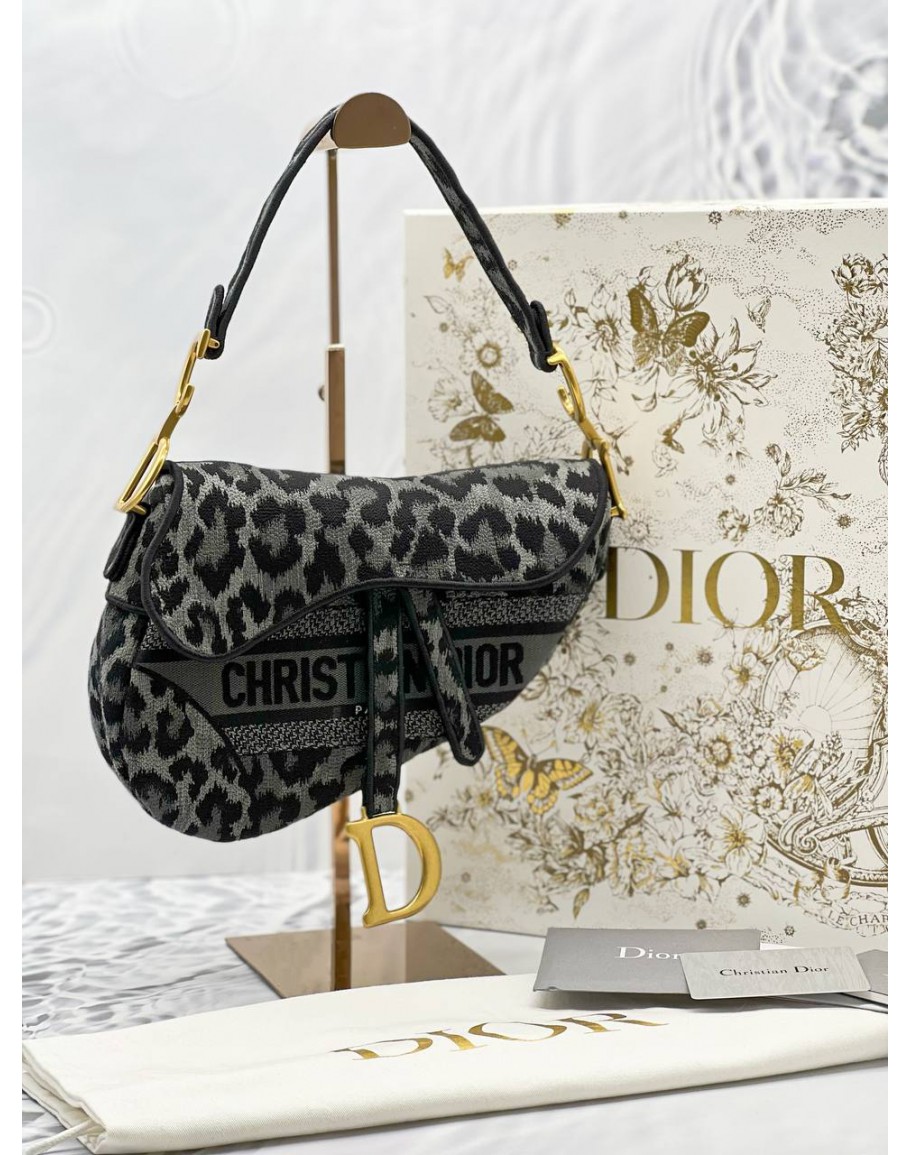 Dior leopard 2024 saddle bag